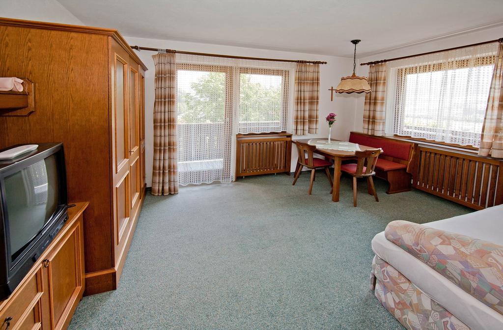 Landhaus Maridl Hart im Zillertal Phòng bức ảnh